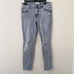 Cabi High Skinny Jeans Size 10 Gray Distressed Knee Style 3939